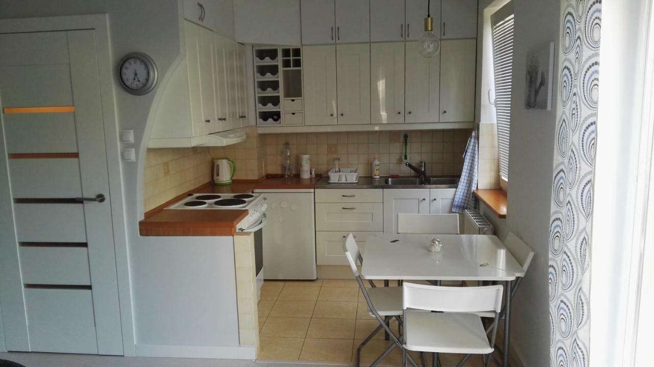 Apartament Z Balkonem Przy Latarni 150M Od Morza Kolobrzeg Luaran gambar