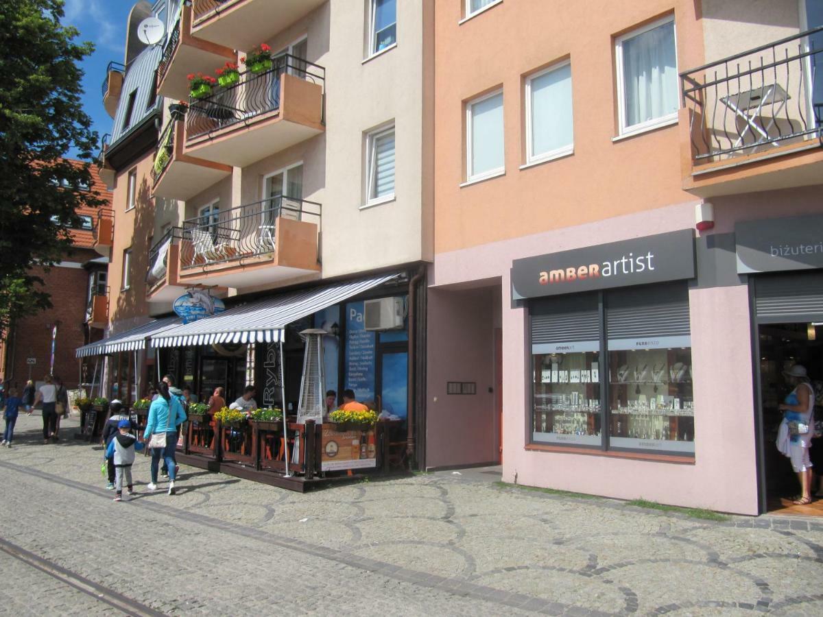 Apartament Z Balkonem Przy Latarni 150M Od Morza Kolobrzeg Luaran gambar