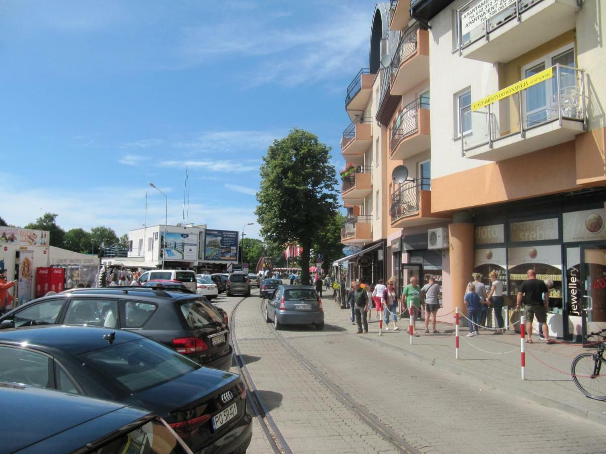 Apartament Z Balkonem Przy Latarni 150M Od Morza Kolobrzeg Luaran gambar